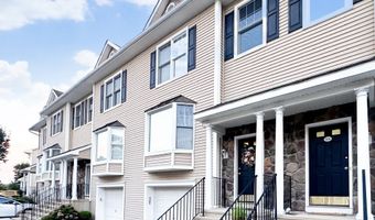 15 Scuppo Rd 504, Danbury, CT 06811