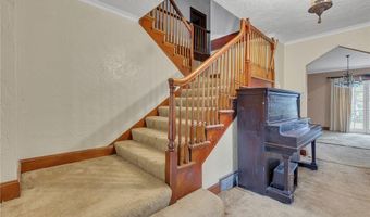613 Briarcliff Dr, Aliquippa, PA 15001