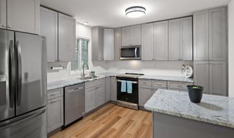 4 THATCHER St, Frankford, DE 19945