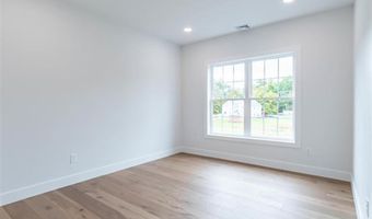 956 N Barnstead Rd, Barnstead, NH 03225
