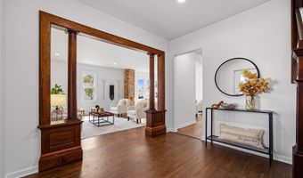 121 Walnut St, Ashville, OH 43103
