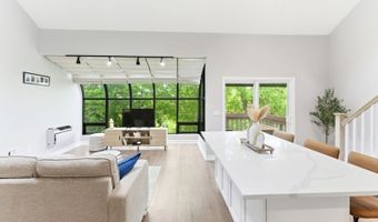 2 Falkenstein Dr 10, Alloway, NJ 07462