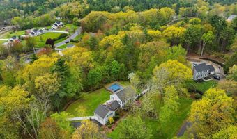 13 Birchwood Cir, Bedford, NH 03110