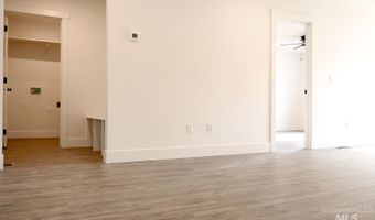 1907 Oregon Ln, Caldwell, ID 83605