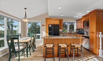 18000 OCEAN Blvd, Rockaway Beach, OR 97136