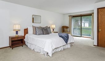 475 Hoyt St, Darien, CT 06820