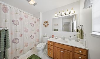 37 Oliver St, Albany, NY 12205