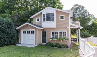 135 Longfellow Rd, Jamestown, RI 02835