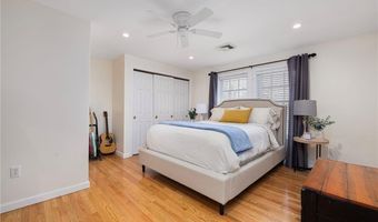 14 Hulls Ct, Jamestown, RI 02835
