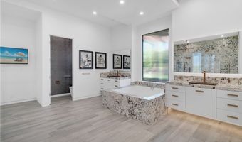 10 Ridge Blossom Rd, Las Vegas, NV 89135