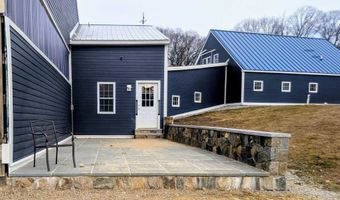 40 Dunbarton Center Rd, Bow, NH 03304