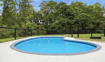 338 Buttercup Ln, Americus, GA 31709