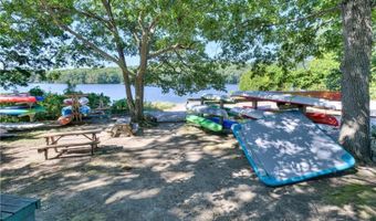 47 Wake Robin Trl, Narragansett, RI 02874