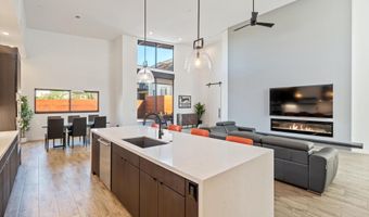 6525 E CAVE CREEK Rd 33, Cave Creek, AZ 85331