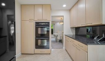 4045 N Harvard Ave, Arlington Heights, IL 60004
