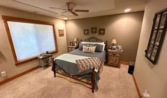 1428 Meadow Dr, Arnold, CA 95223