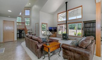 18949 SE TICKLE CREEK Rd, Boring, OR 97009