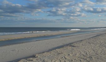4 E 20th St, Barnegat Light, NJ 08006