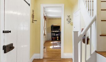 5 Old Manchester Rd, Amherst, NH 03031