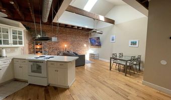 103 Court Sq, Abbeville, SC 29620