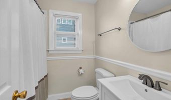 20 Starboard St, Beachwood, NJ 08722