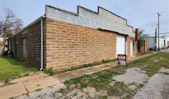 120 N Oak, Apache, OK 73006