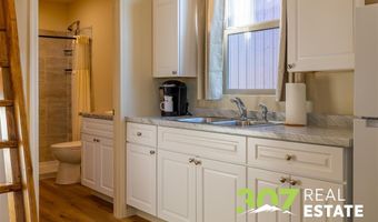 3256 N Fork Hwy, Cody, WY 82414