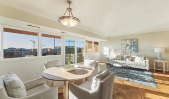 401 N ARMISTEAD St 504, Alexandria, VA 22312
