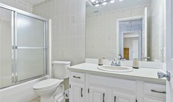 18 Caddy Rock Rd C, North Kingstown, RI 02852