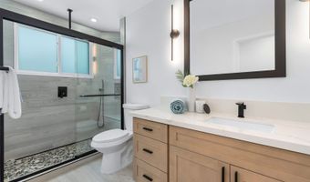 7137 Kamilo St, Honolulu, HI 96825