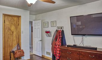 1702 S DOUGLAS St, Appleton, WI 54914