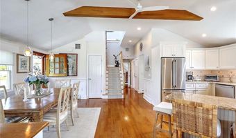 33 Withington Rd, Narragansett, RI 02882