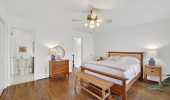 203 PRINCESS St, Alexandria, VA 22314