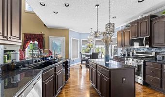 277 LAKE CHARLES Dr, Alpine, AL 35014