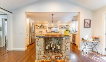 99 Highview Ave, Hopkinton, RI 02832