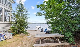 301 PRIDE FARM Rd, Falmouth, ME 04105