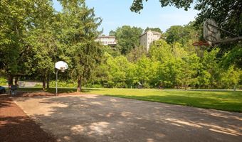 38 STRUDEL Ct, Basye, VA 22810
