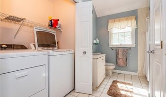 454 N Quidnessett Rd, North Kingstown, RI 02852