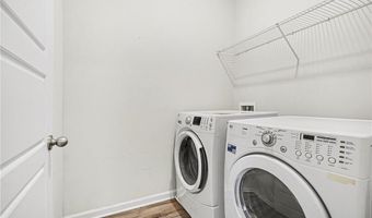 612 Auburn Crossing Dr, Auburn, GA 30011