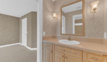 1005 PIANO Ln, Apollo Beach, FL 33572