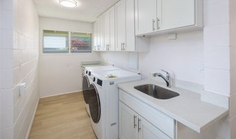51 Hanapepe Loop, Honolulu, HI 96825