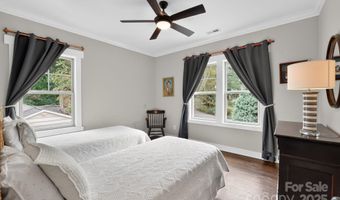 1833 Mimosa Ave, Charlotte, NC 28205