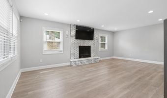 24 Jubilee Cir, Aberdeen, NJ 07747