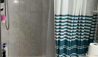 4911 AMERICANA Dr 101, Annandale, VA 22003