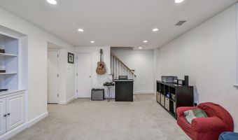 6007 WELBORN Dr, Bethesda, MD 20816
