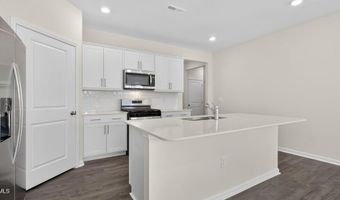 66 Honeydew Dr, Angier, NC 27501