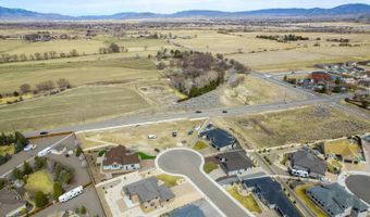 911 Holstein Ct, Gardnerville, NV 89460