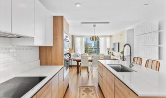 10201 E Bay Harbor Dr 304, Bay Harbor Islands, FL 33154