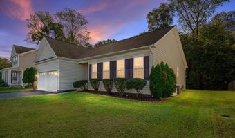 97 Ponds Edge Ct, Felton, DE 19943