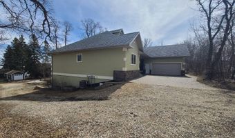 733 Minot Bch, Bottineau, ND 58318